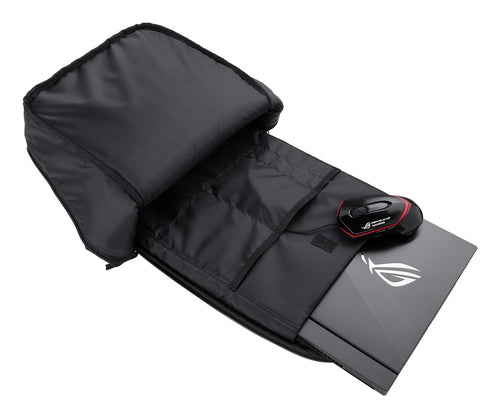 ASUS ROG BP1501G Holographic Edition sort rygsæk åben med computer og mus som illustration; udstyret medfølger ikke