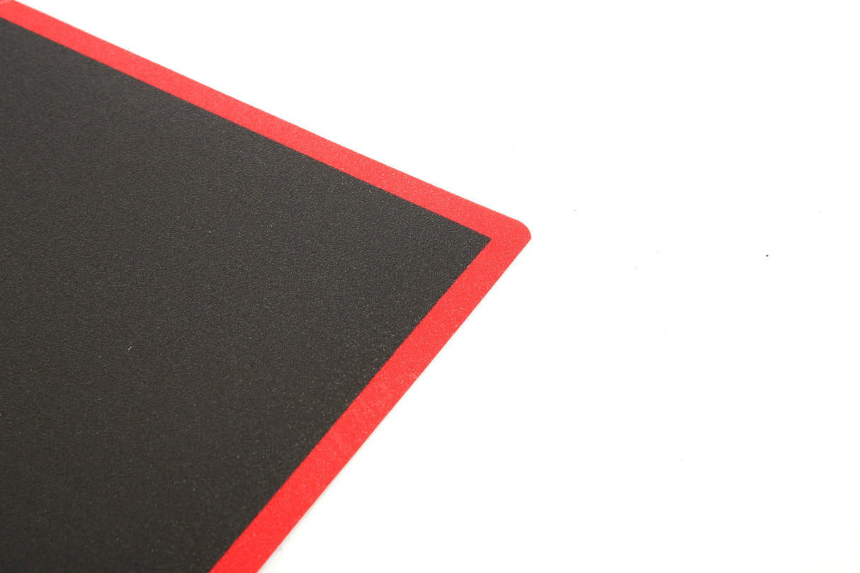 Nordic Gaming Guardian Stolsmatta Svart/Röd