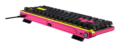 ASUS ROG Falchion Ace HFX ZywOo Edition – set skråt forfra (vinkel 3); tastaturlayout illustrativt