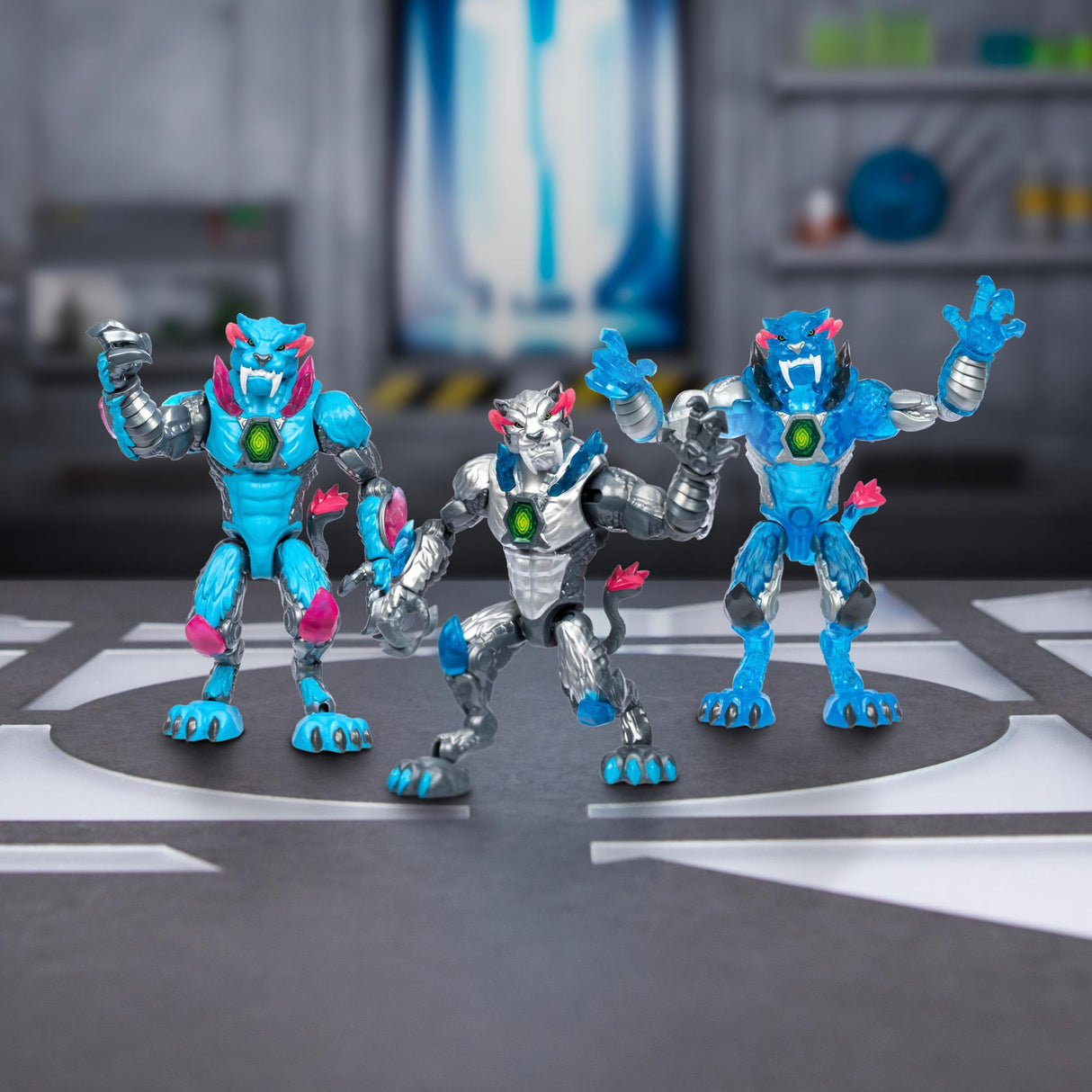 HERR. BEAST LAB - Mutator Action Figs - Metallic Panther (20347)