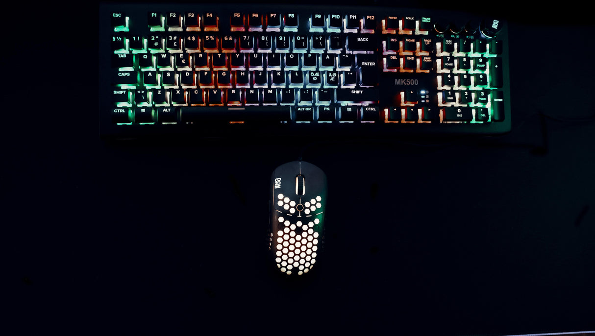 DON ONE - GM200 BLACK - RGB LÄTT SPELMUS