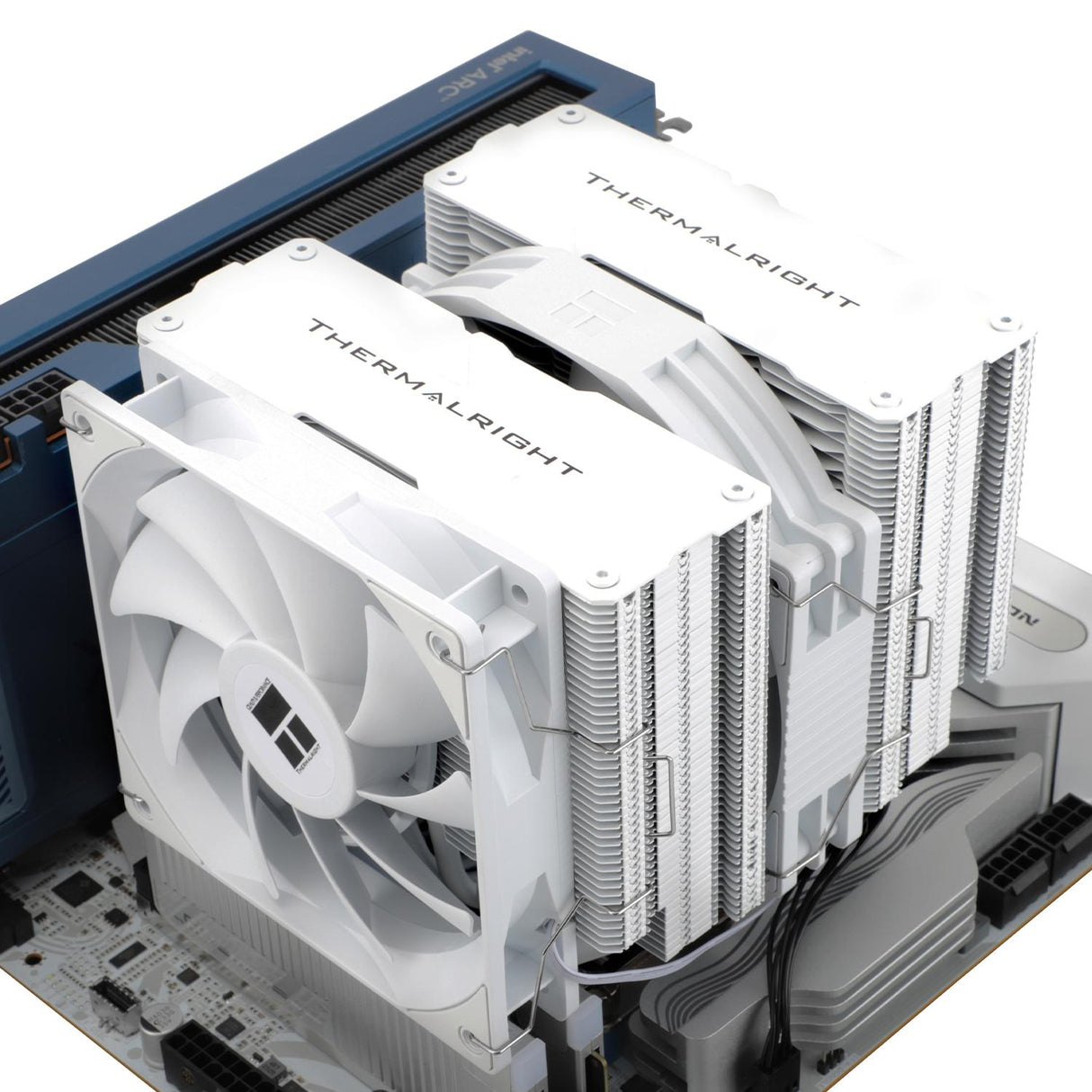 Thermalright Peerless Assassin 140 White Shenzhen Deli Ming Technology Co. LTD (Thermalright)