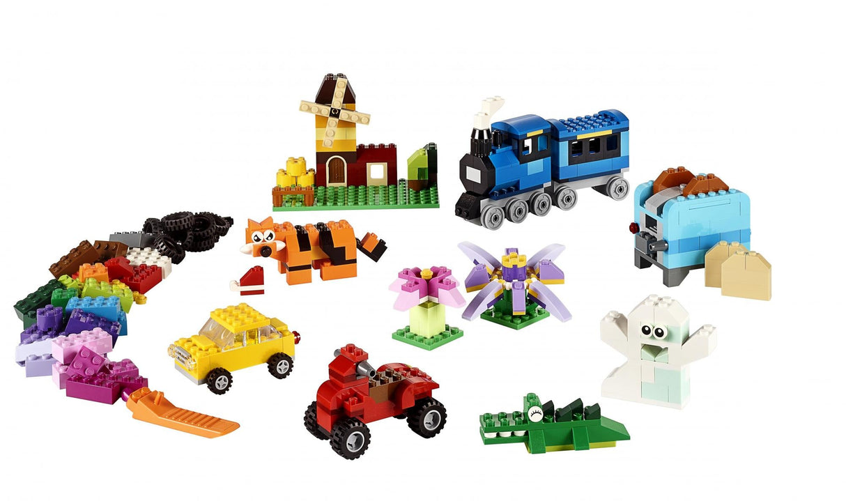 LEGO Classic - Medium Creative Brick Box (10696)