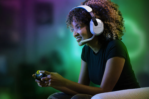 Turtle Beach Stealth 600 Gen 3 – Xbox-headset, hvid – Spiller med headset