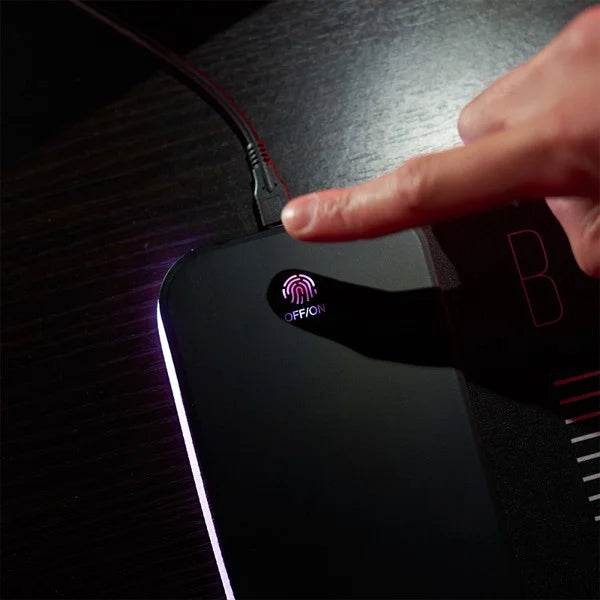 Numskull Batman - Oversize Spelmatta Och Mobilladdare