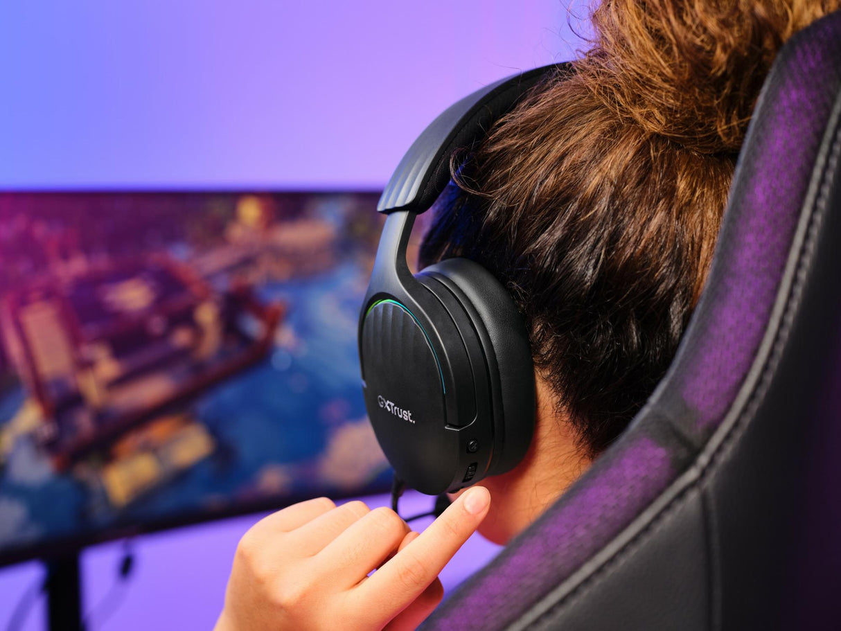 TRUST GXT491 FAYZO TRÅDLÖST HEADSET - SVART