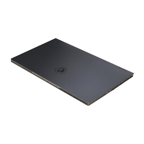 MSI Cyborg 17 B2RWFKG-001FR – skærm og kabinet fra siden