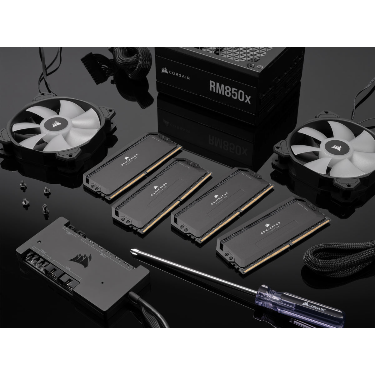 CORSAIR Dominator DDR5 64GB kit 5600MHz CL36 Corsair