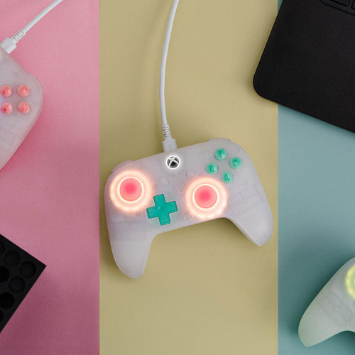 8BitDo Ultimate Mini Controller Xbox/PC Hvid – Controller ved Xbox-konsol, konsol medfølger ikke