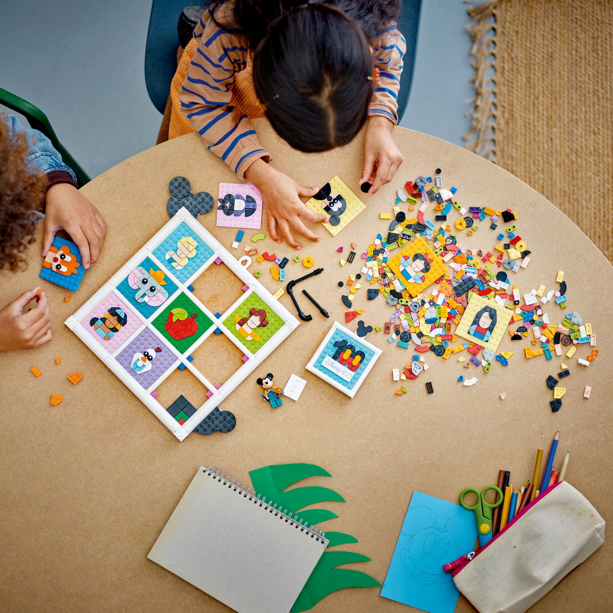 LEGO 43221 Disney 100 år Disney Animerade Ikoner Byggleksak