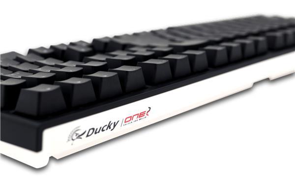 Ducky One 2 Bakgrundsbelyst, Cherry MX Blue