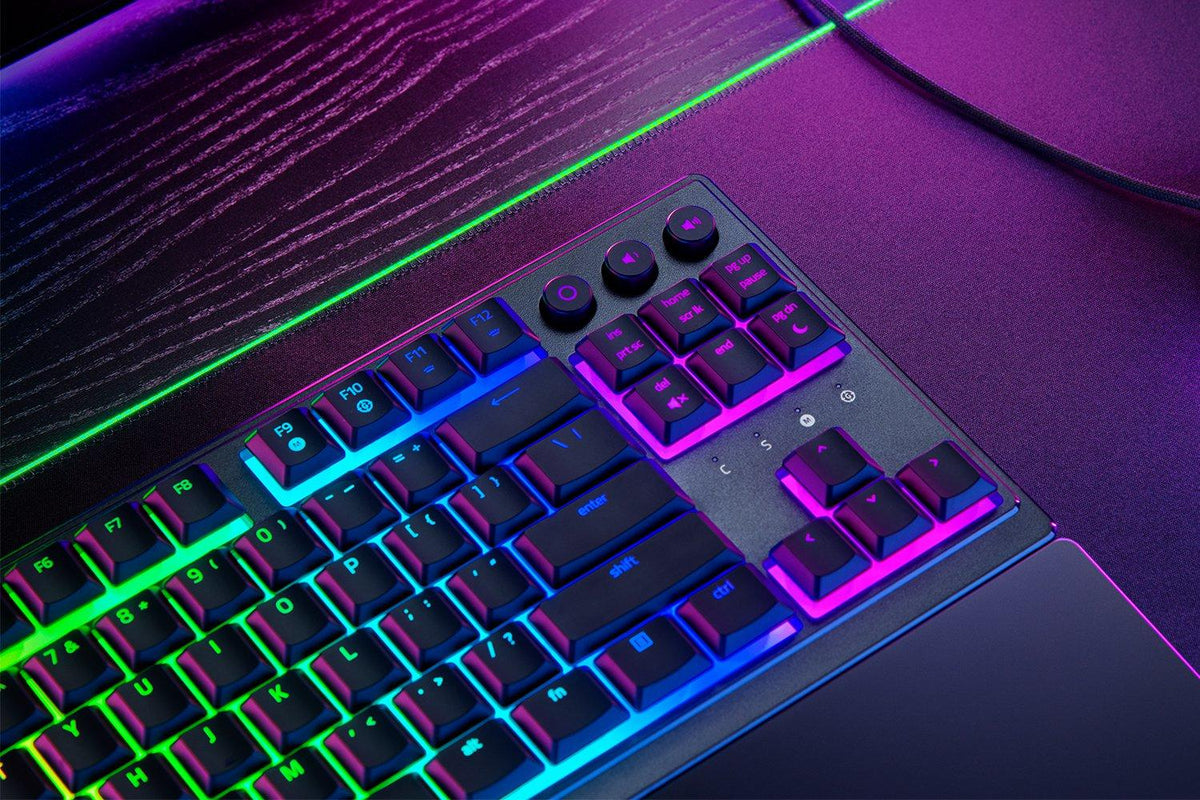 Razer - Ornata V3 Tenkeyless gaming keyboard Nordic Razer