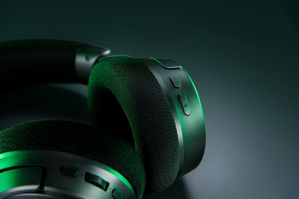 Razer - Kraken V4 - wireless gaming headset - Black Razer