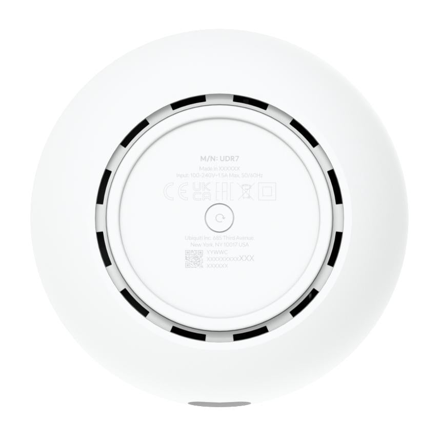 Ubiquiti Dream Router 7 - Hvid