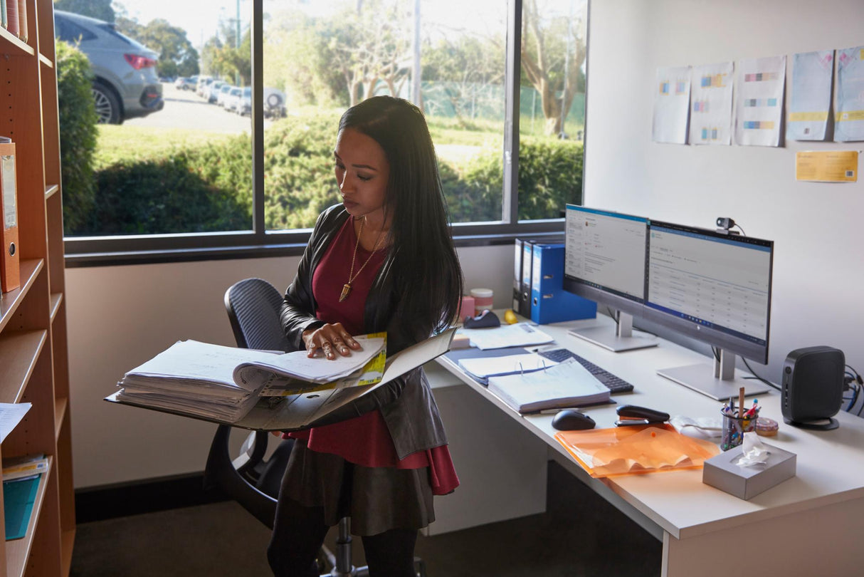 HP E24u G5 23.8 1920 X 1080 (Full HD) HDMI DisplayPort USB-C 75 Hz Pivot Monitor