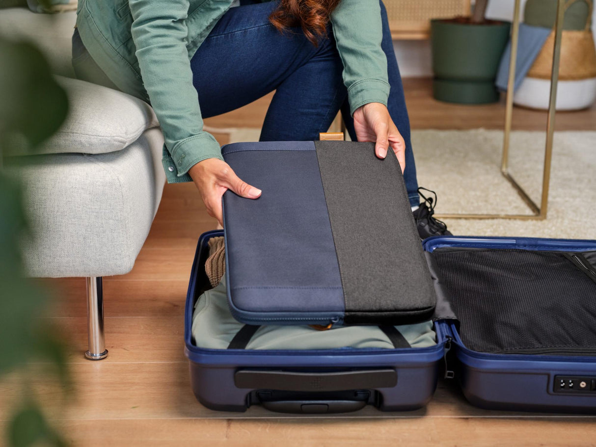 TRUST LISBOA 16 LAPTOP SEEVE - BLÅ