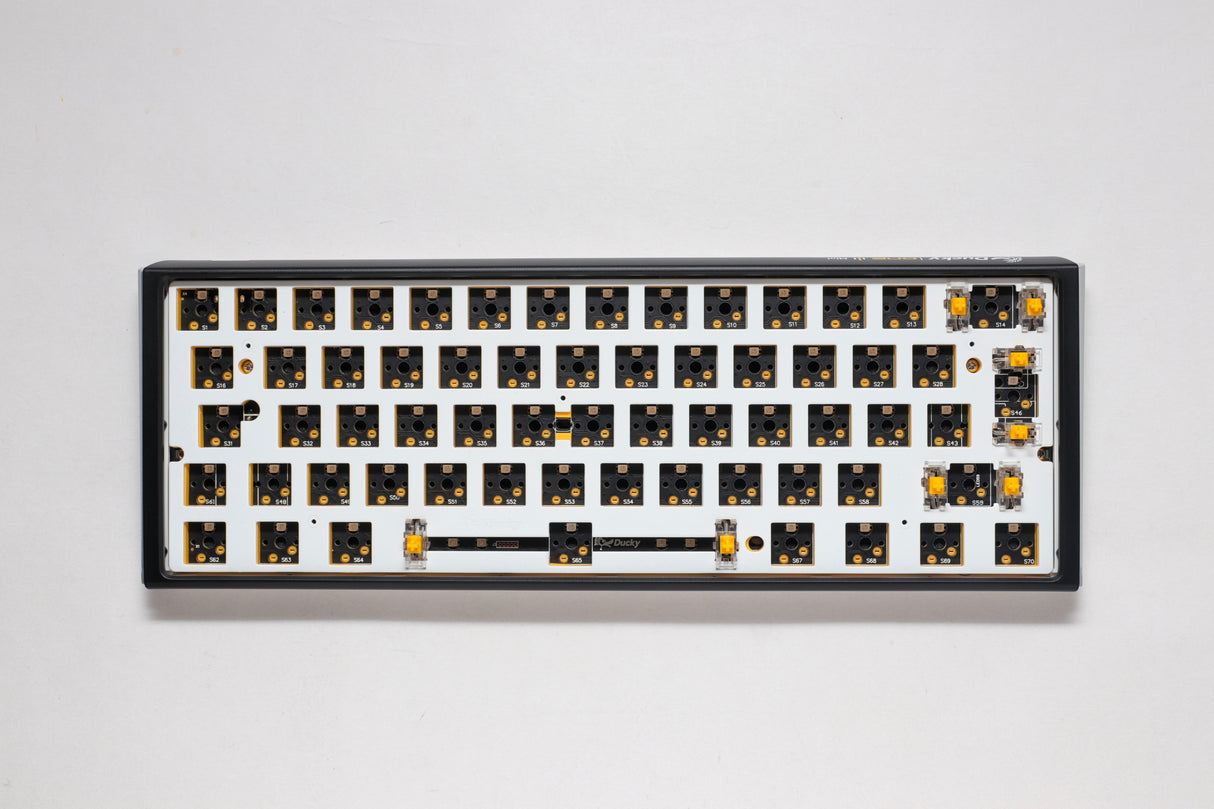 Ducky One 3 - Hot Swap ISO Barebone Black - Mini 60% - RGB - Utan brytare/tangentknappar