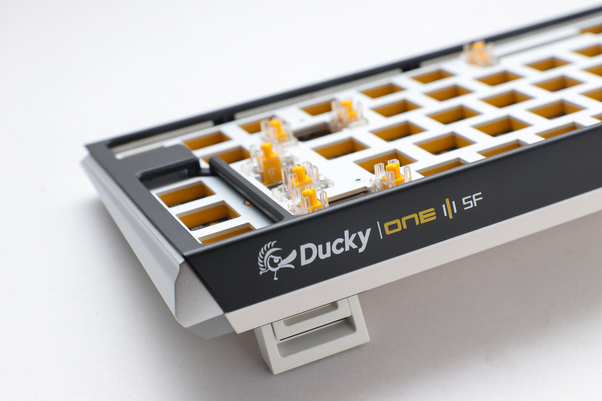 Ducky One 3 - Hot Swap ISO Barebone Black - SF 65% - RGB - Utan brytare/tangentknappar