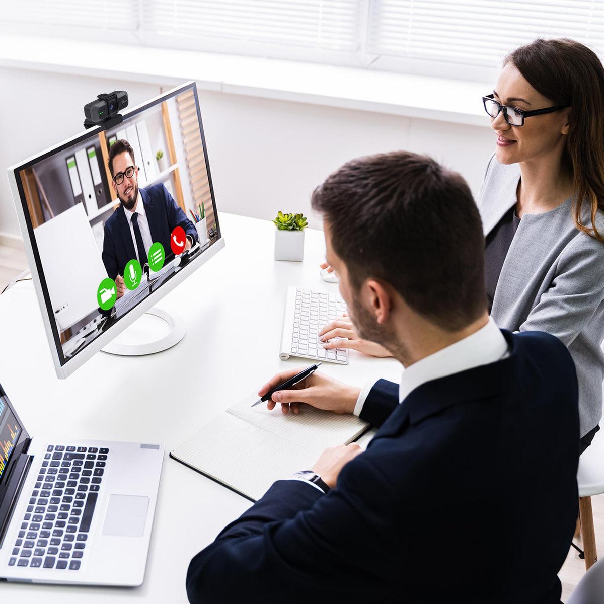 J5 USB 4K ULTRA HD WEBCAM J5