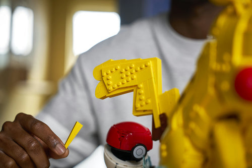 LEGO - Pokémon - Pikachu and Poké Ball (72152) Lego