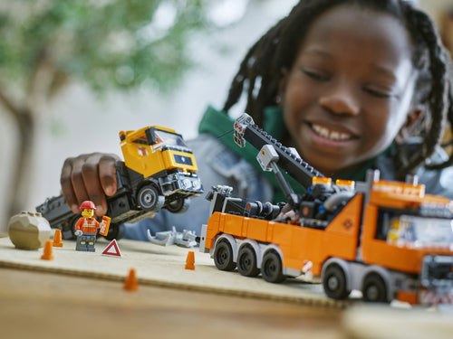 LEGO - LEGO City - Heavy-Duty Recovery Tow Truck with Crane (60467) Lego