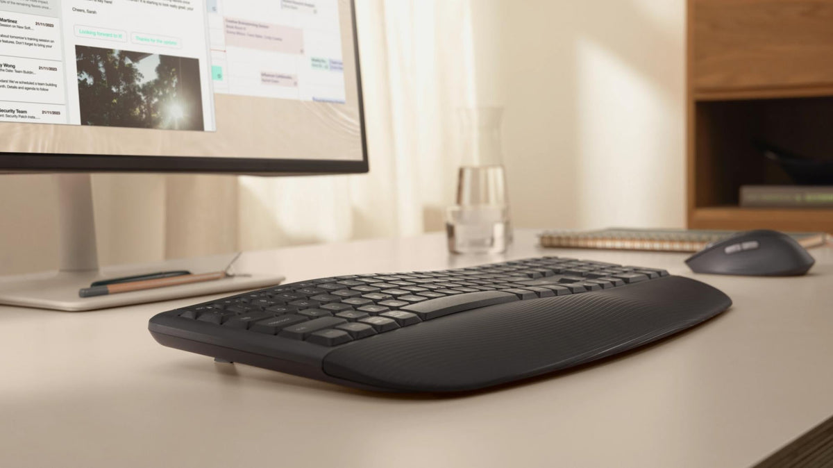 Logitech - Signature Comfort Plus MK880 - Graphite Logitech