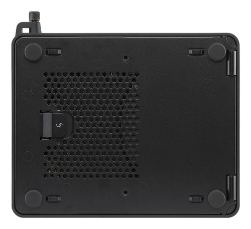ASUS NUC 16 Pro RNUC16GDKX76C002 – underside
