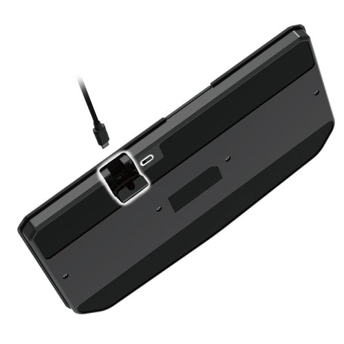 HORI NOLVA Reactor – mekanisk all-button-controller til PS5, PS4 og PC – USB-forbindelse i nærbillede
