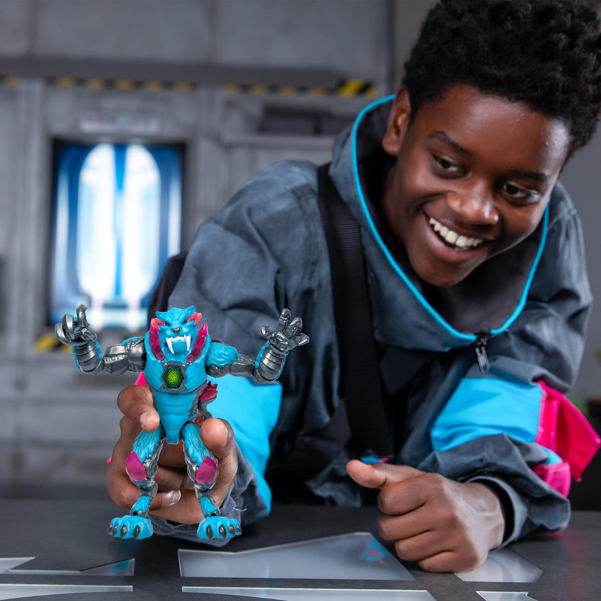 HERR. BEAST LAB - Mutator Action Figs - Iconic Panther (20345)