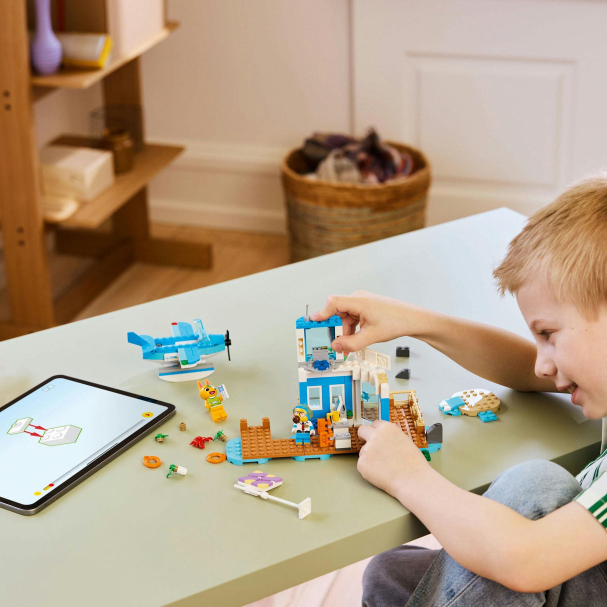 LEGO - Animal Crossing - Fly With Dodo Airlines (77051)