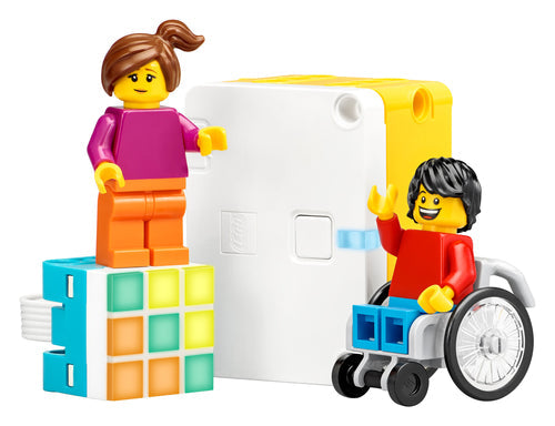 LEGO Education 45345 – SPIKE Essential – minifigurer, kørestol, hub og lysmatrix