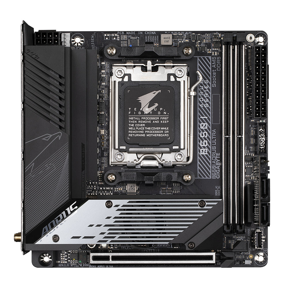 GIGABYTE B650I AORUS ULTRA - Sockel AM5 - Moderkort