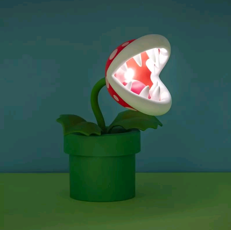 Nintendo - Piranha Plant Posable Lamp