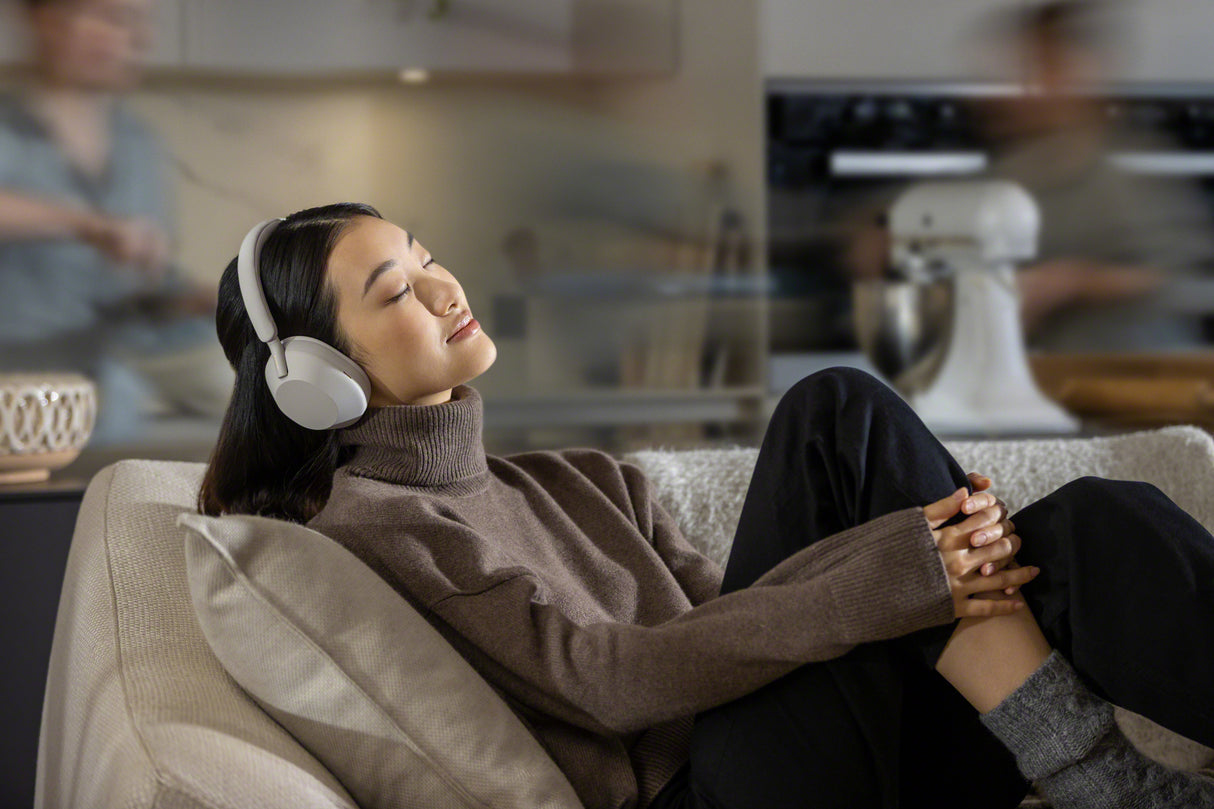 Sony WH-1000XM5 Trådlösa brusreducerande hörlurar Silver