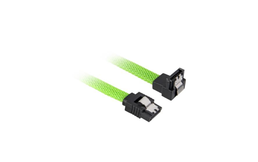 Grønt Sharkoon SATA III-kabel med lige og vinklede sorte 7-pin-stik