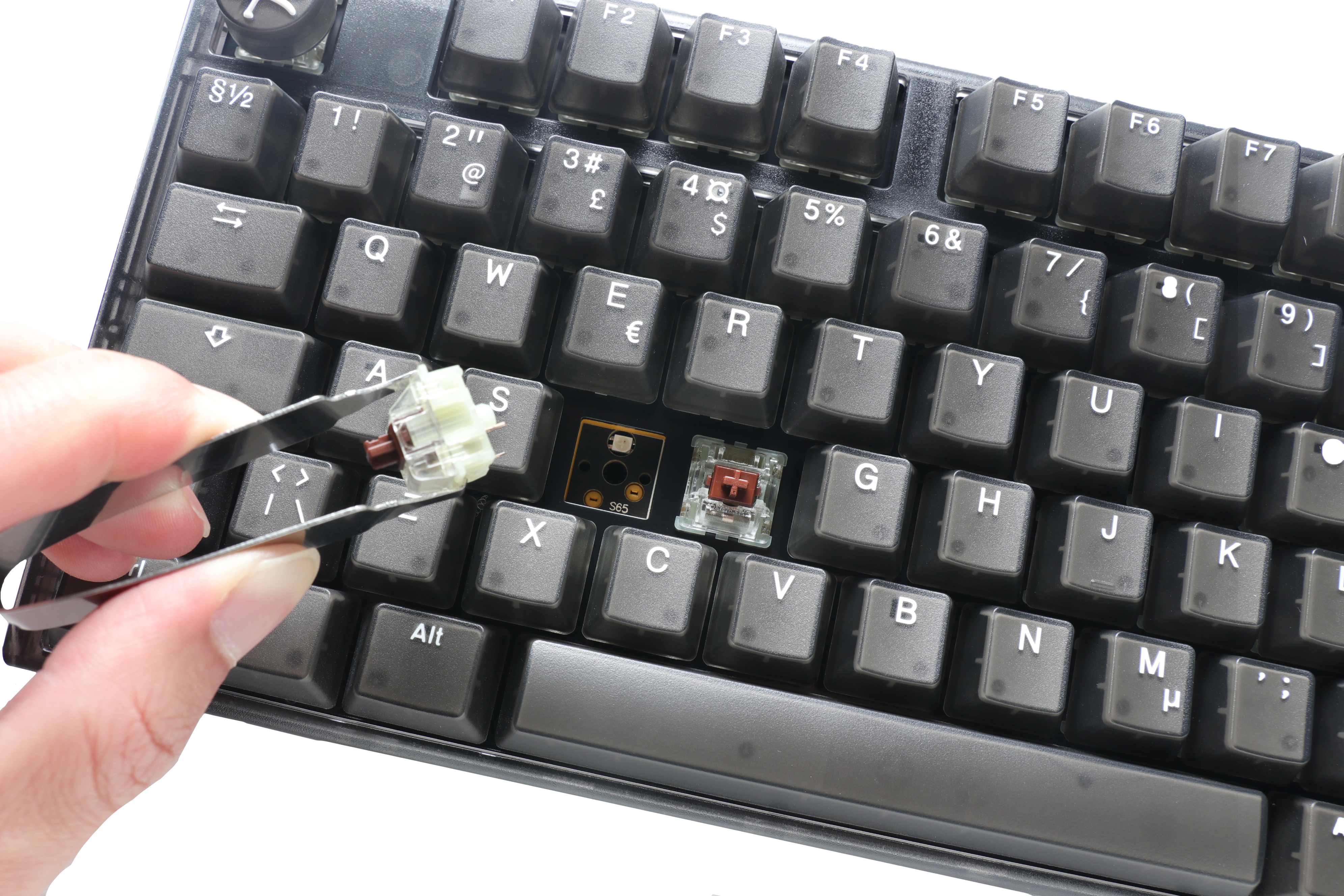 Ducky One 3 - Aura Black Nordic - Fullstorlek - Körsbärsröd - RGB