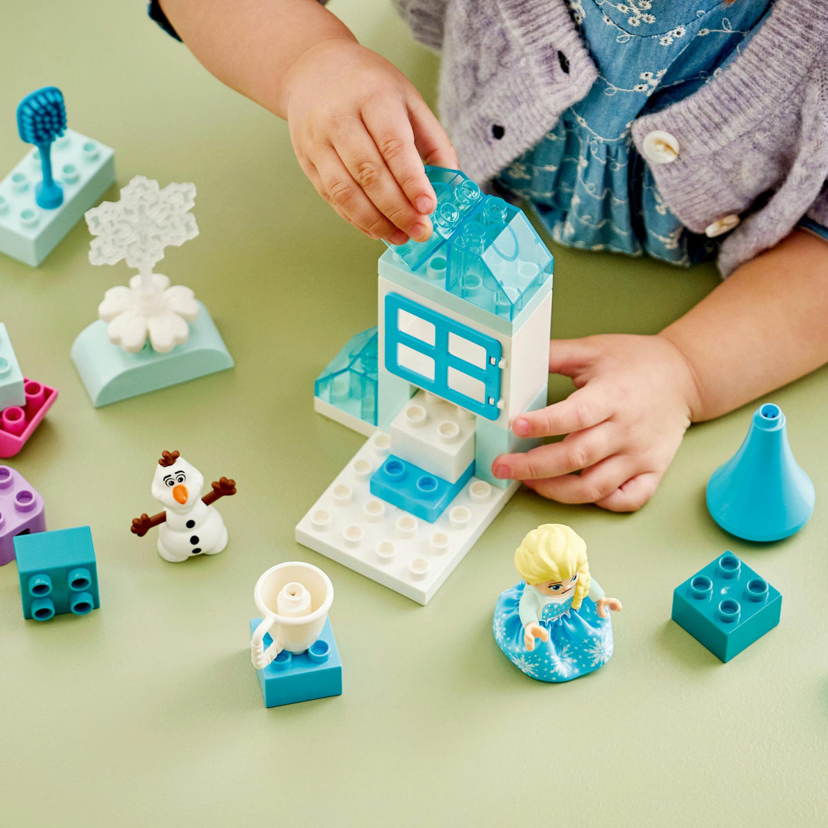 LEGO - DUPLO Disney TM - Frozen Creative Box with Elsa and Olaf (10462) LEGO