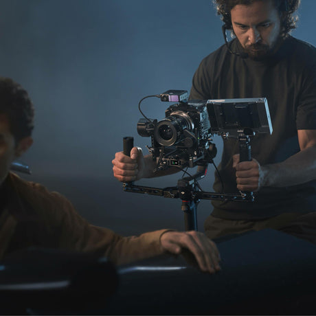 DJI - RS 4 Pro Combo - Professional Camera Stabilizer for Filmmakers DJI