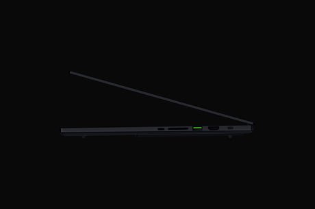 Razer Blade 16 U9 386H/64GB/2TBSSD/RTX 5090 – visning 5