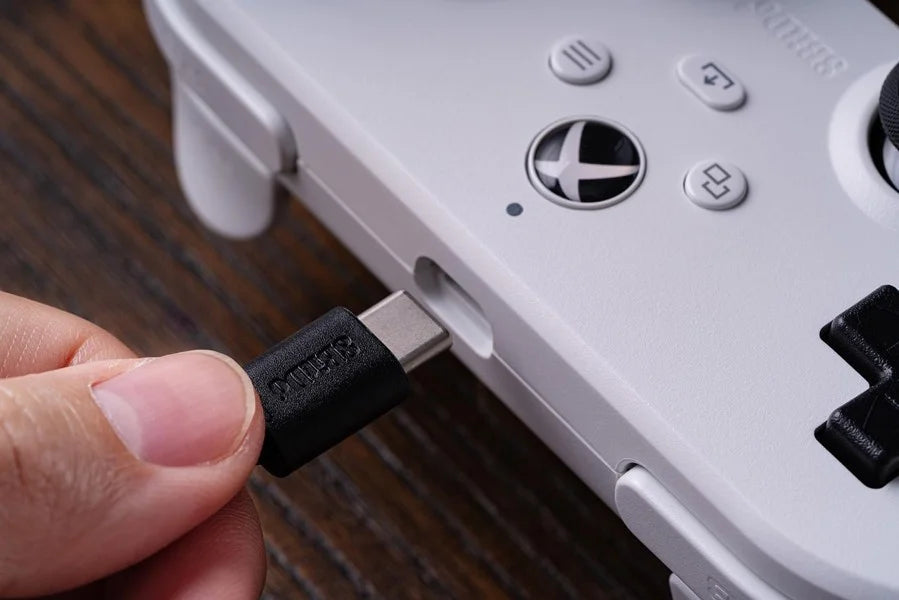 8BitDo Pro 2 Wired Xbox Gamepad Svart