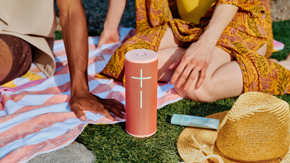 Logitech - Ultimate Ears MEGABOOM 4 Logitech
