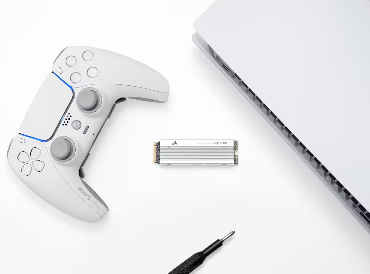 CORSAIR MP600 PRO LPX PCIe Gen4 x4 NVMe M.2 SSD - 4TB - White Corsair