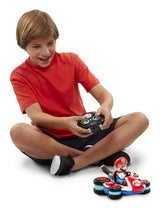 World of Nintendo Super Mario Mini RC Racer – Fjernbetjening i brug