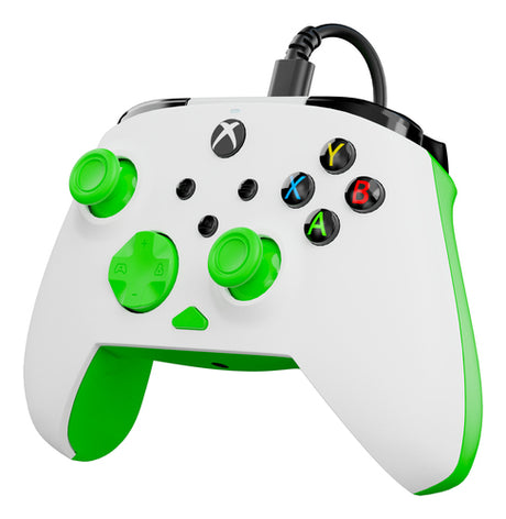 Turtle Beach Rematch Core Wired – Xbox/PC, hvid/grøn – Set skråt fra højre