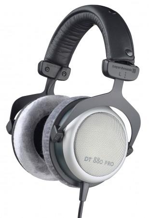 Beyerdynamic DT 880 PRO 250 ohm over-ear høretelefoner – sort, sølv