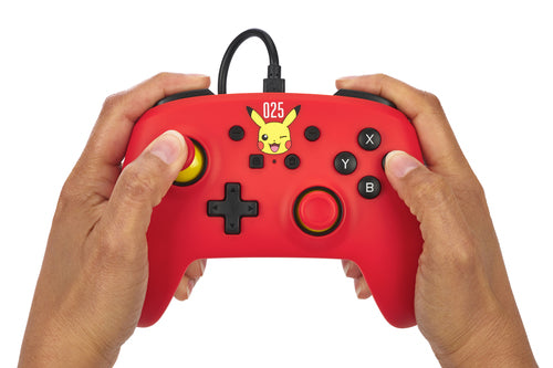 PowerA kablet controller – Laughing Pikachu – Nintendo Switch – i hænderne