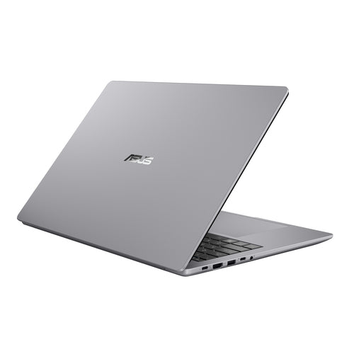 ASUS ExpertBook P3 G1 P3606CCA-MB0394 – set skråt forfra (vinkel 3); tastaturlayout illustrativt