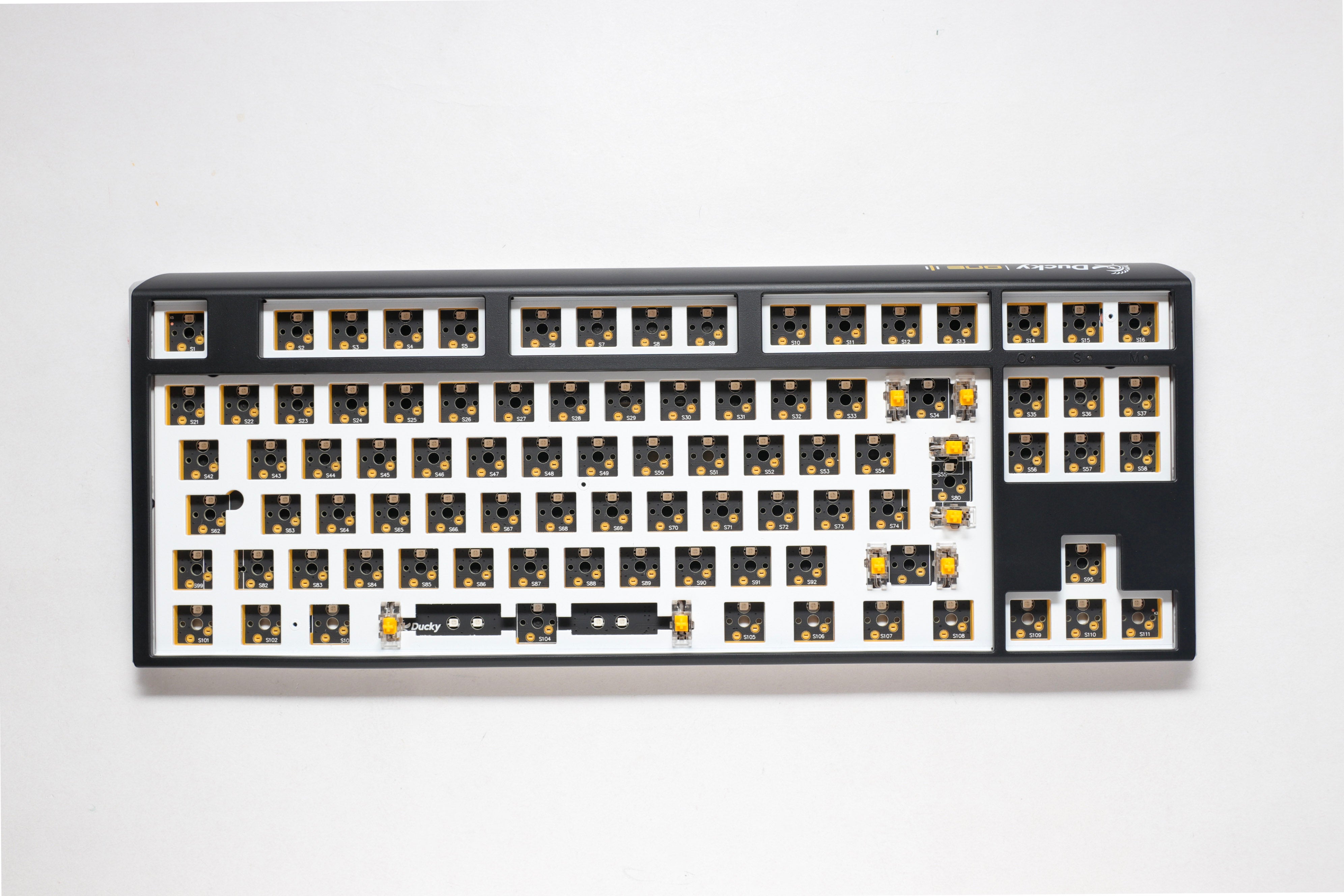 Ducky One 3 - Hot Swap ISO Barebone Black - TKL - RGB - Utan Switchar/knappsatser