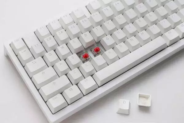 Ducky Zero - Vit - Körsbärsröd - RGB - Trådlös