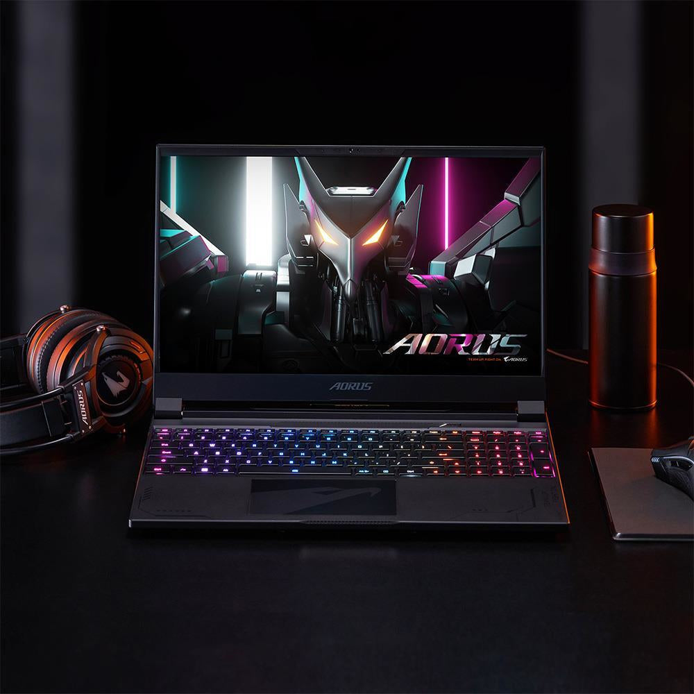 AORUS 15X ASF B3DE654SH 15.6 I9-13900HX 16GB 1TB NVIDIA GeForce RTX 4070 / Intel UHD-grafik Windows 11 Home